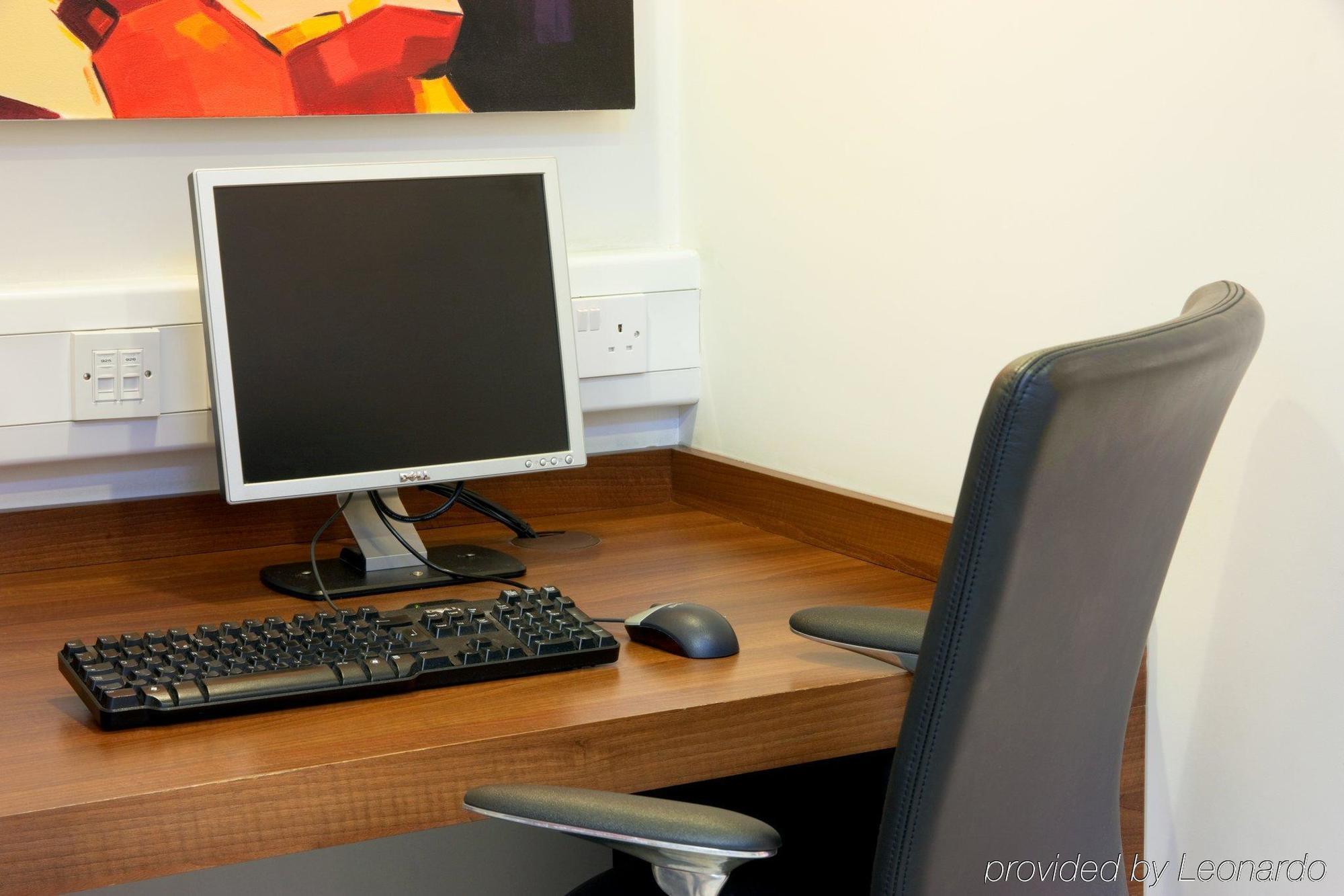 Holiday Inn Express Taunton East By Ihg Ανέσεις φωτογραφία