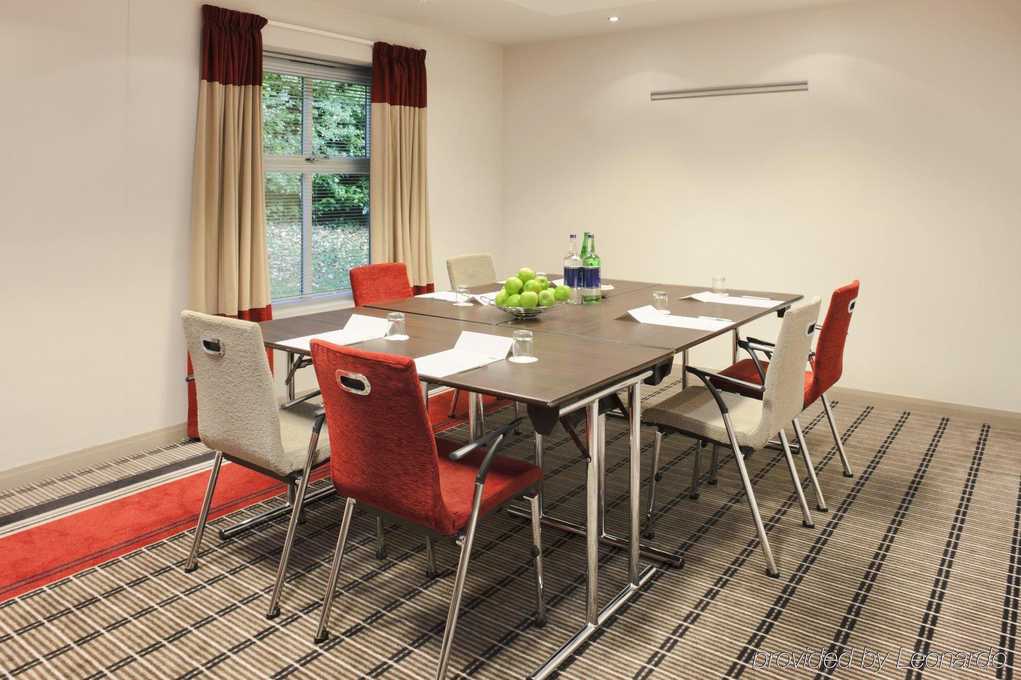 Holiday Inn Express Taunton East By Ihg Ανέσεις φωτογραφία