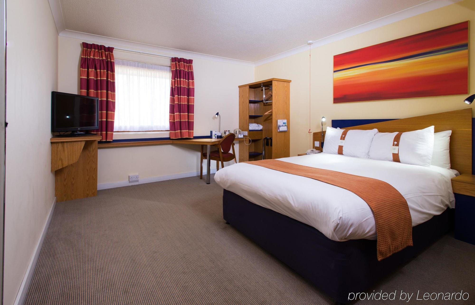 Holiday Inn Express Taunton East By Ihg Εξωτερικό φωτογραφία
