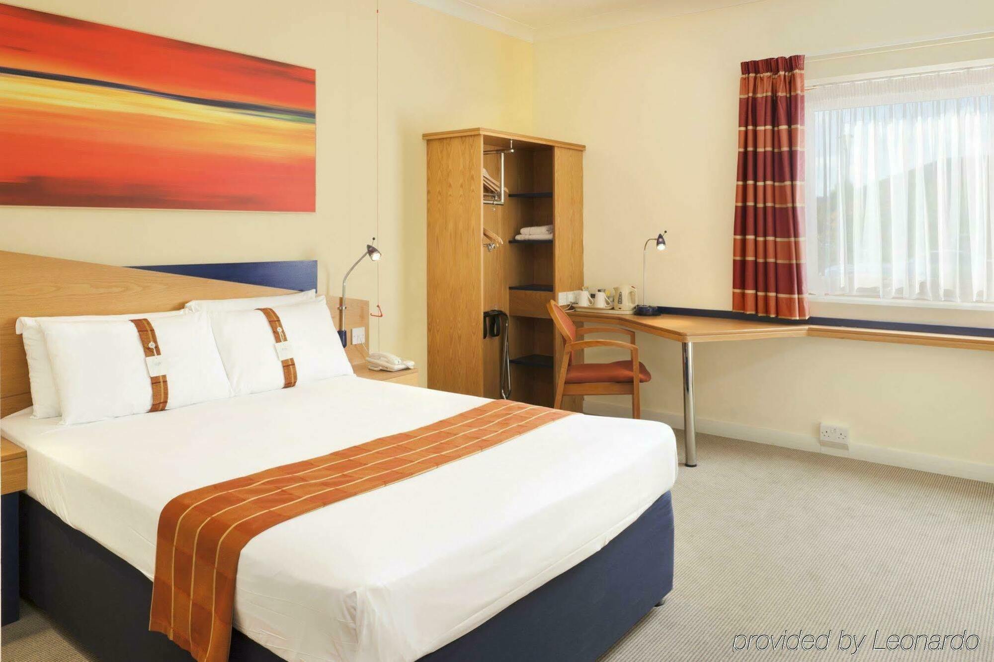 Holiday Inn Express Taunton East By Ihg Δωμάτιο φωτογραφία