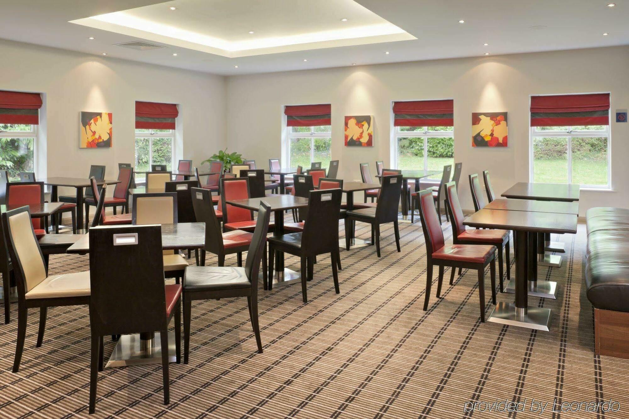 Holiday Inn Express Taunton East By Ihg Εξωτερικό φωτογραφία