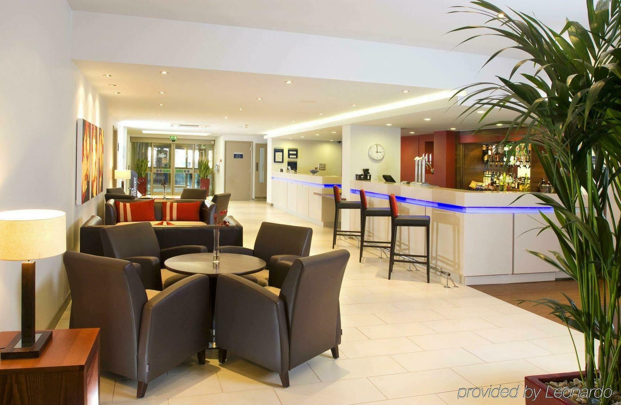 Holiday Inn Express Taunton East By Ihg Εσωτερικό φωτογραφία